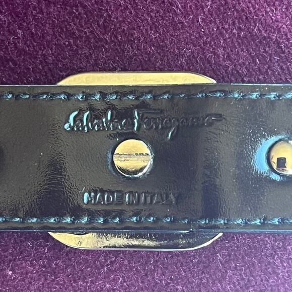 RARE Ferragamo Timeless Chic Black Patent Leather Vara Bow Silver Keyring NEW - Picture 4 of 7